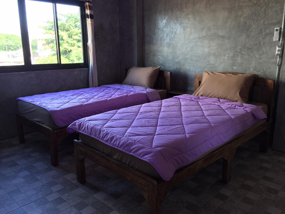 Chiangmai Hometel Chiang Mai Buitenkant foto
