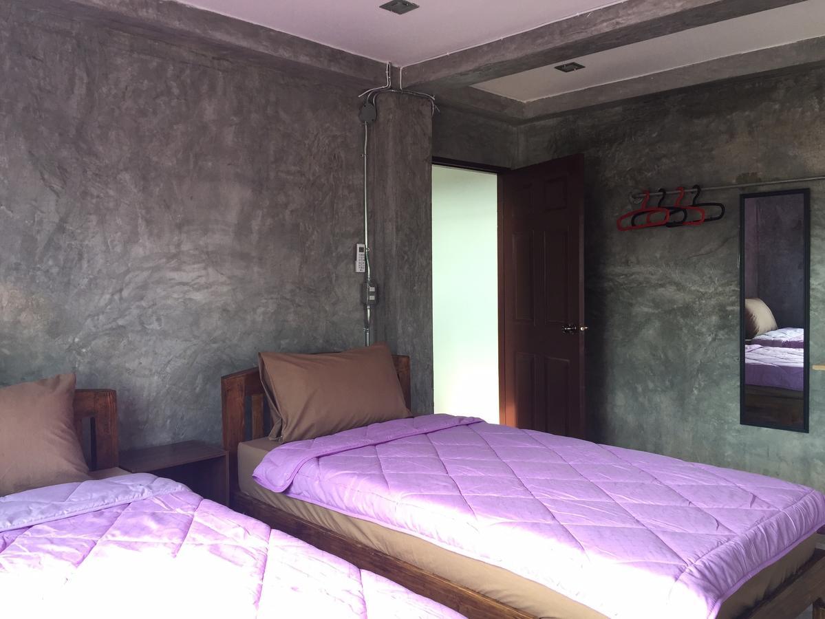 Chiangmai Hometel Chiang Mai Buitenkant foto