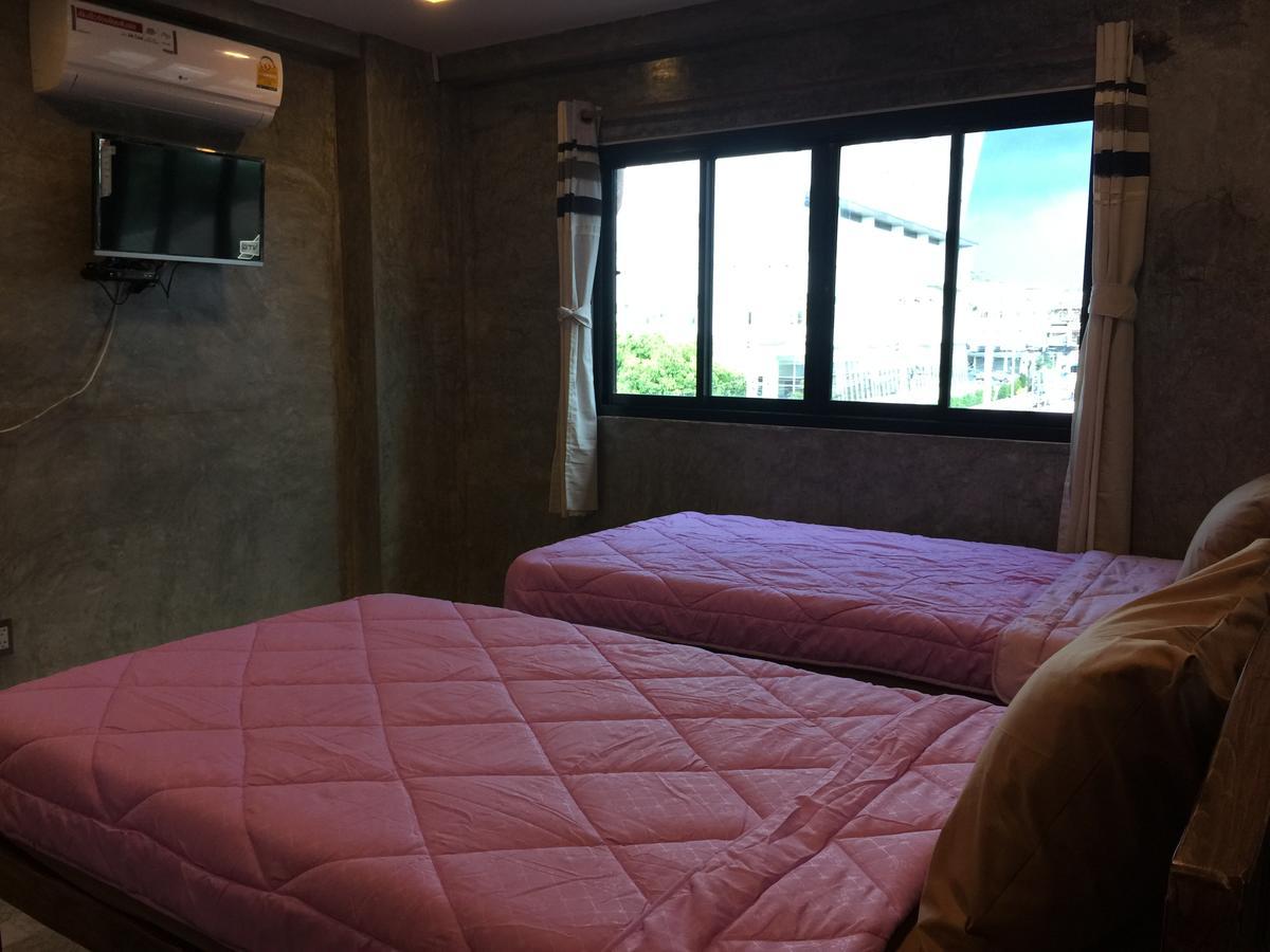 Chiangmai Hometel Chiang Mai Buitenkant foto